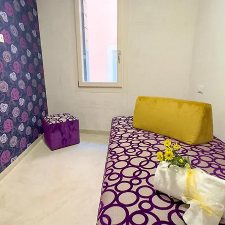 Ca De La By Ca-sa Check Кьоджа