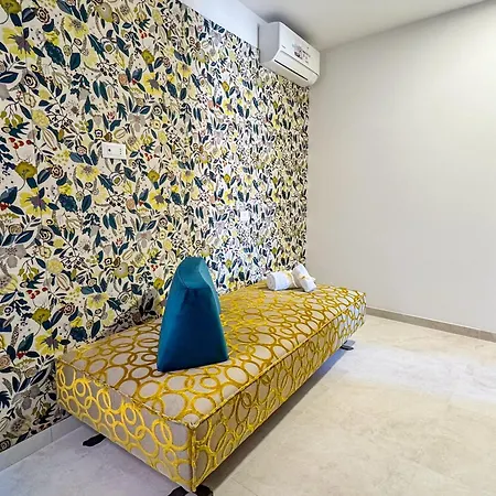 Ca De La By Ca-sa Check Кьоджа