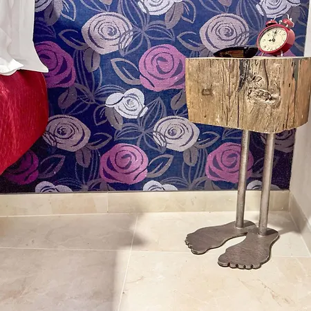 Ca De La By Ca-sa Check Кьоджа