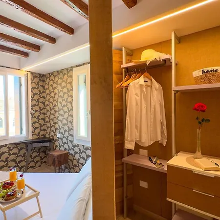 Apartment Ca' De La